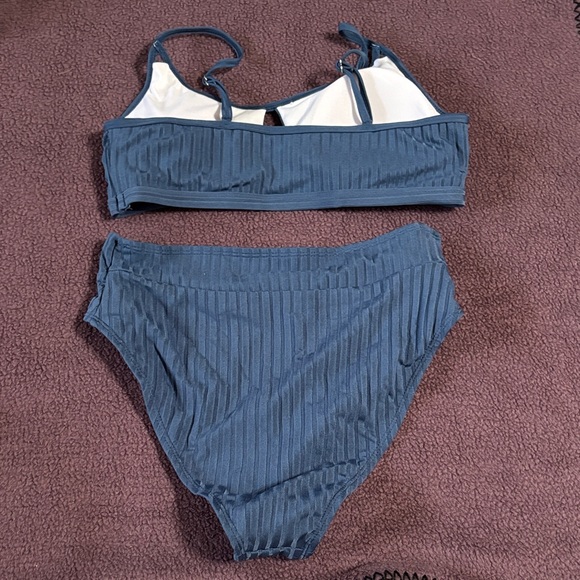 Blue Ribbed Bikini Set - Picture 2 of 4